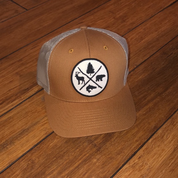 NWT! Outdoors Mesh Back Cap! “Tan” - Picture 2 of 5